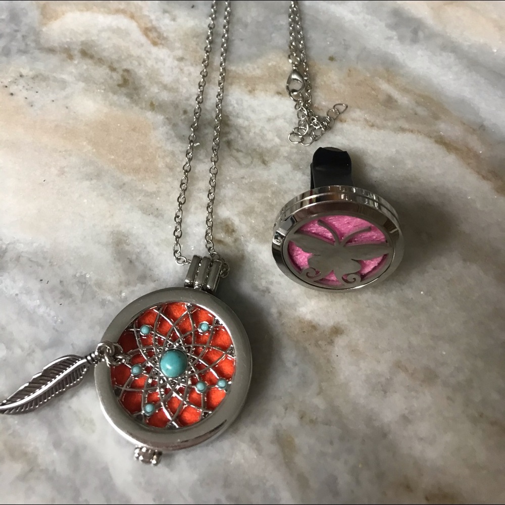 Essential Oil necklace & car diffuser
